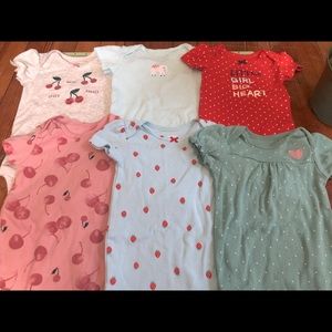6 mo Babygirl Bundle- 6 Cute Shortsleeved Onesies